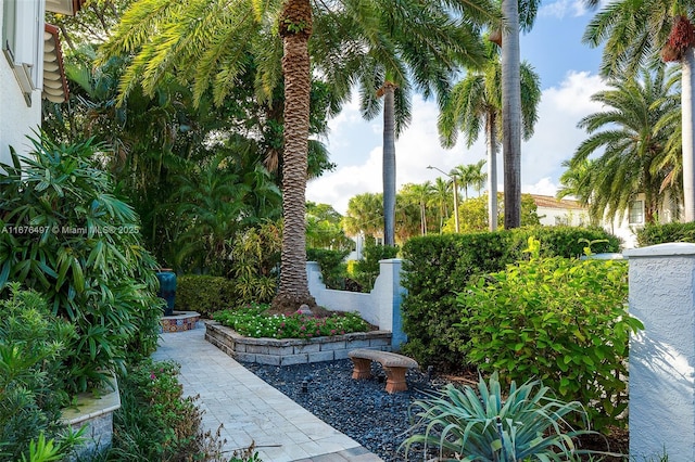 2616 Acacia Ct, Fort Lauderdale, FL 33301 - view of home's community