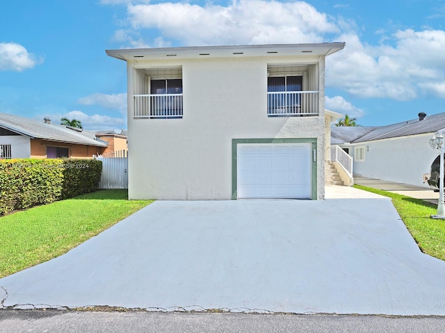 view of front facade featuring a garage