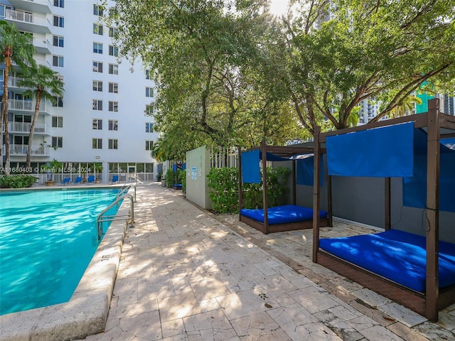 850 N Miami Ave Unit W-906, Miami, FL 33136 - view of community pool