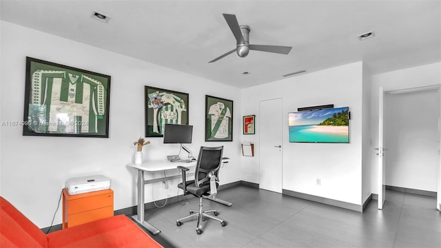 office featuring ceiling fan