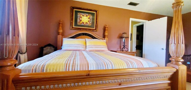 9401 NW 70th Pl, Tamarac, FL 33321 - view of bedroom