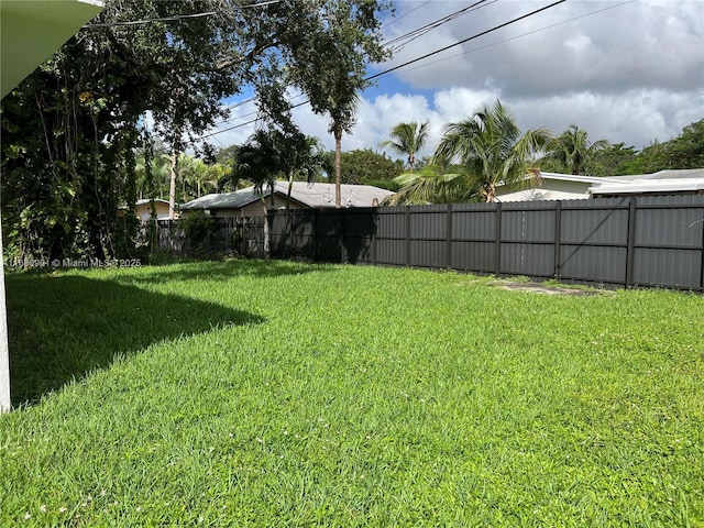 view of yard featuring fence