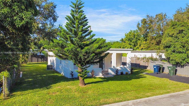 exterior space featuring a yard