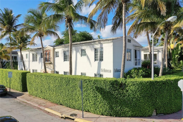 view of front of house