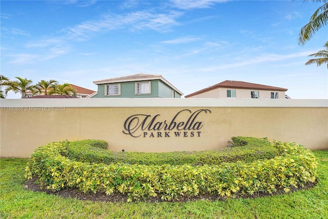 view of community / neighborhood sign