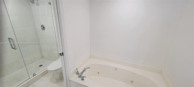 bathroom with toilet and independent shower and bath