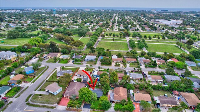 birds eye view of property