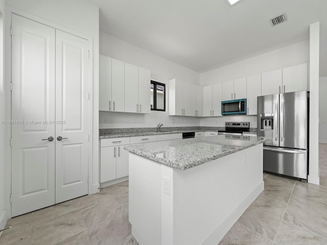 18911 SW 317th Ter, Homestead, FL 33030 - photo 14