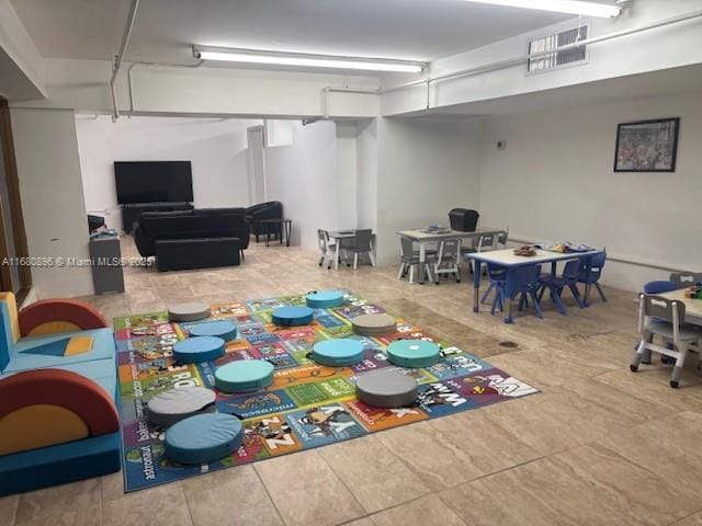 100 Lincoln Rd Unit 512, Miami Beach, FL 33139 - view of recreation room