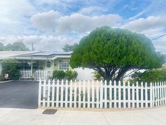 view of front of home