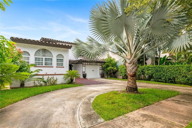 view of front facade with a garage