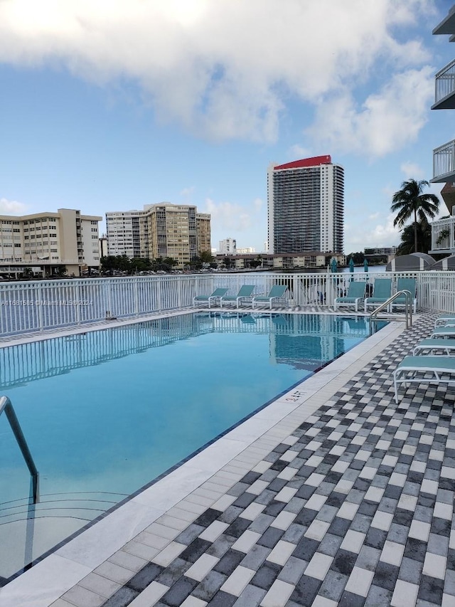 view of swimming pool