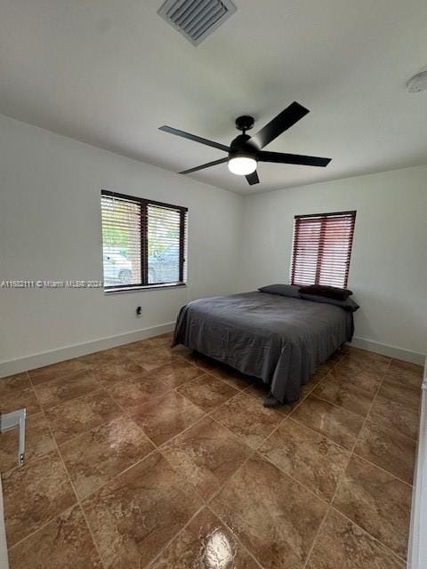 bedroom with ceiling fan