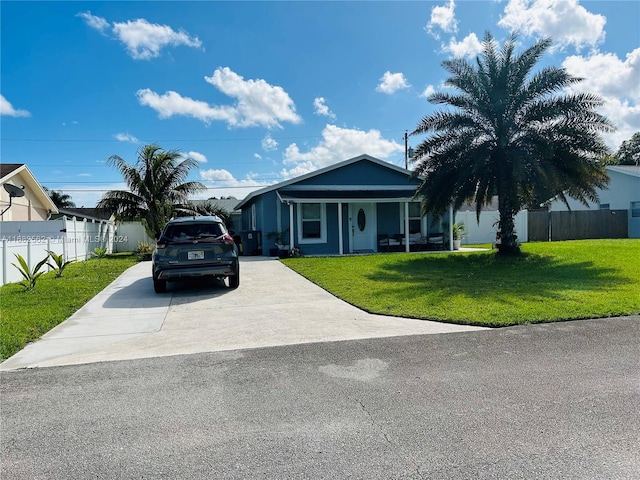 view of front of house with a front lawn