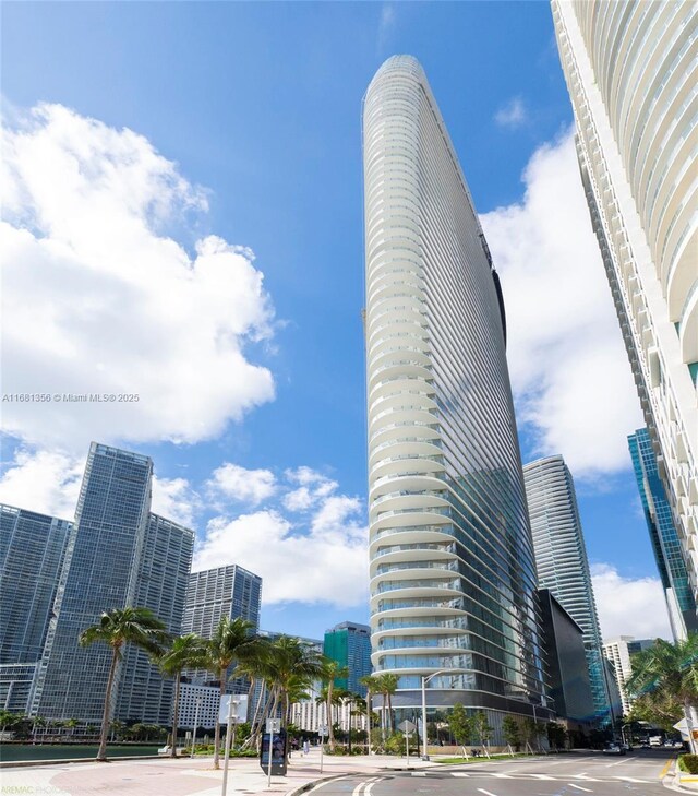 300 Biscayne Blvd Way Unit 1205C, Miami, FL 33131 - photo 1
