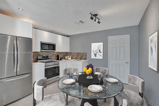 4577 NW 16th Ter, Tamarac, FL 33309 - photo 5
