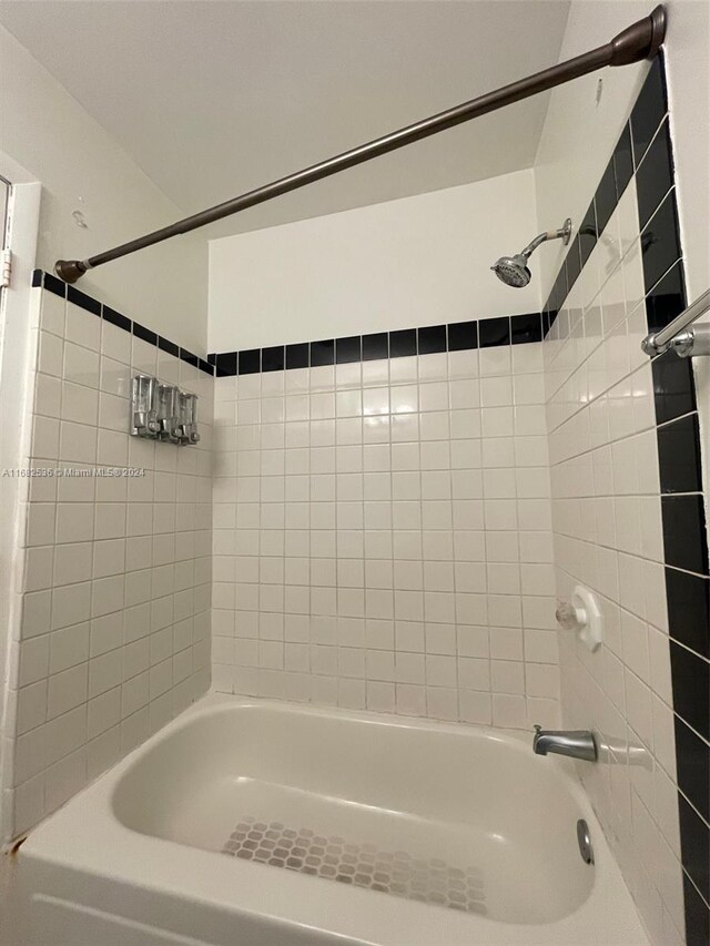 11453 NW 39th Ct Unit 308-2, Coral Springs, FL 33065 - full bathroom featuring shower / tub combination