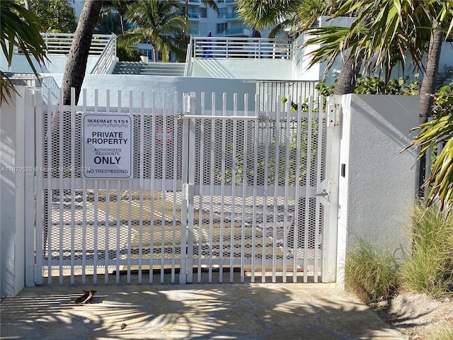 5161 Collins Ave Unit 801, Miami Beach, FL 33140 - view of gate