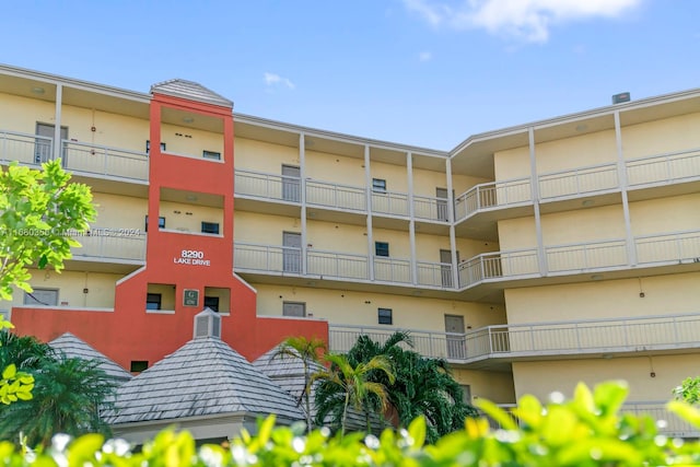 view of building exterior