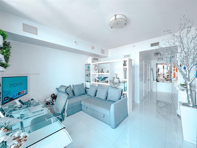 2020 N Bayshore Dr Unit 2007, Miami, FL 33137 - living area with visible vents