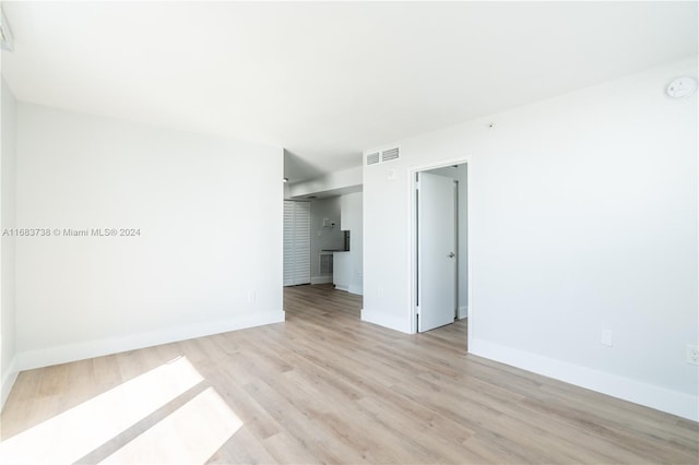 empty room featuring light hardwood / wood-style flooring