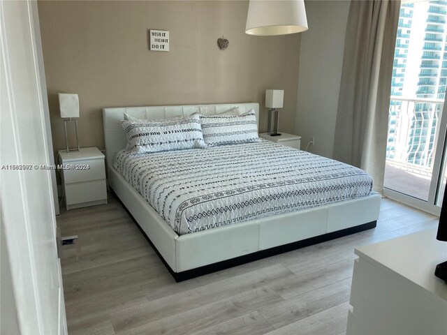 1200 Brickell Bay Dr Unit 3705, Miami, FL 33131 - photo 6