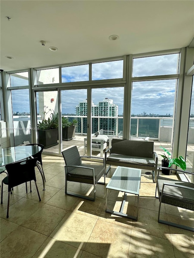 view of sunroom / solarium