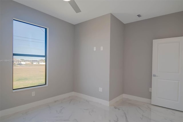 empty room with ceiling fan