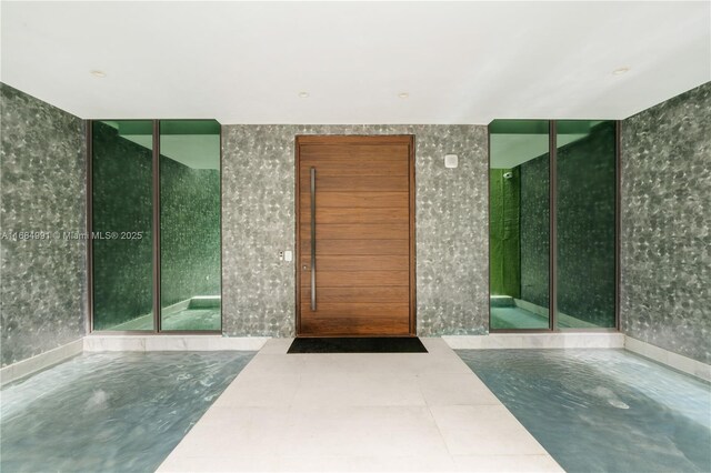 6695 SW 112th St, Pinecrest, FL 33156 - view of full bathroom
