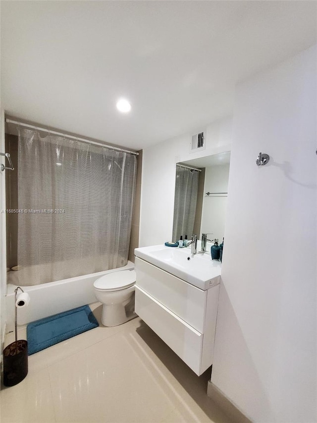 full bathroom with toilet, vanity, and shower / bathtub combination