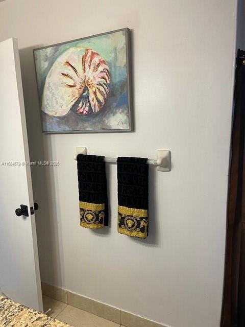 9230 SW 100th Ave Rd, Miami, FL 33176 - detailed view of baseboards