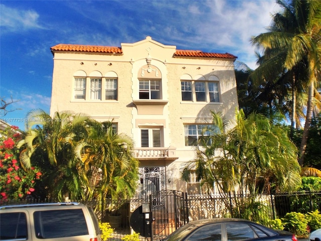 view of front of home