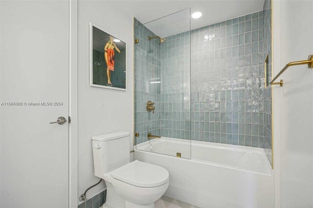 601 Ne 1st 4114, Miami, FL 33132 - full bathroom featuring shower / bath combination, toilet, and recessed lighting