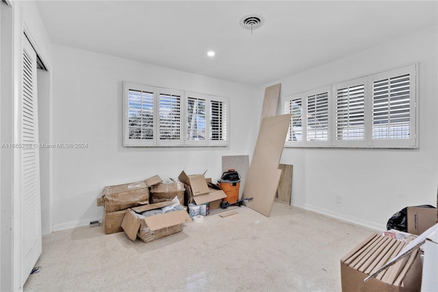 sitting room with light carpet