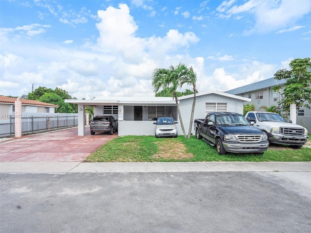 view of front of property