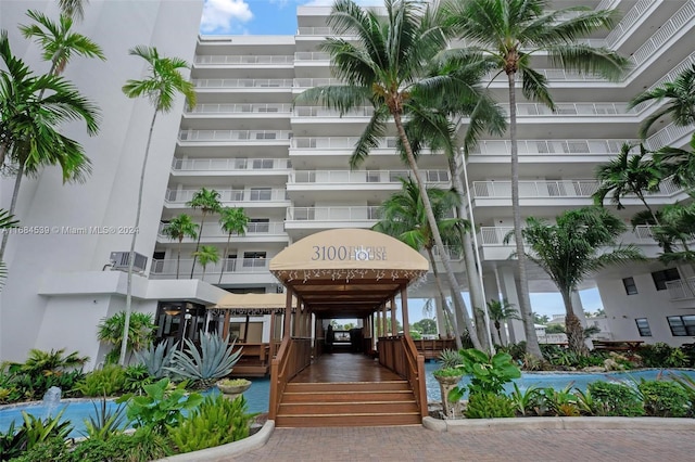 3100 NE 48th St Unit 210, Fort Lauderdale, FL 33308 - view of apartment building / complex