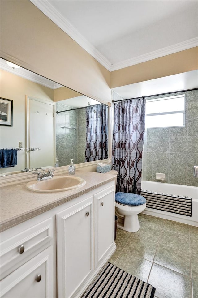 full bathroom featuring vanity, crown molding, toilet, and shower / bathtub combination with curtain