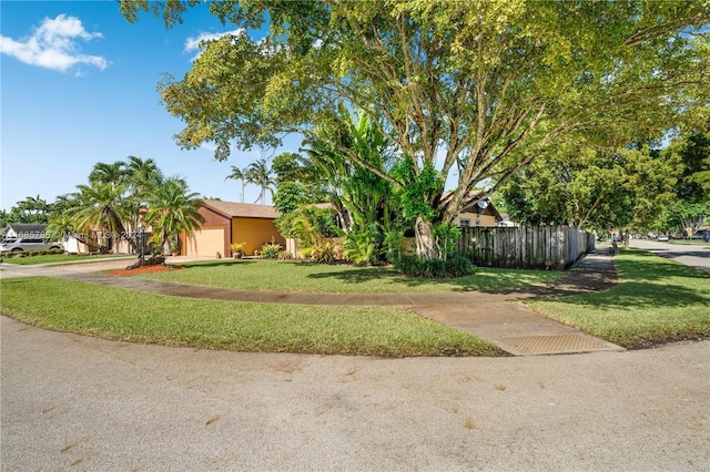 Listing photo 3 for 10525 SW 139th Ct, Miami FL 33186