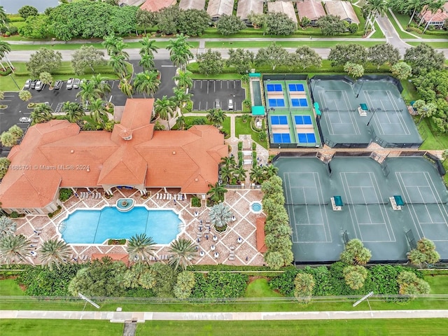 drone / aerial view of a pool