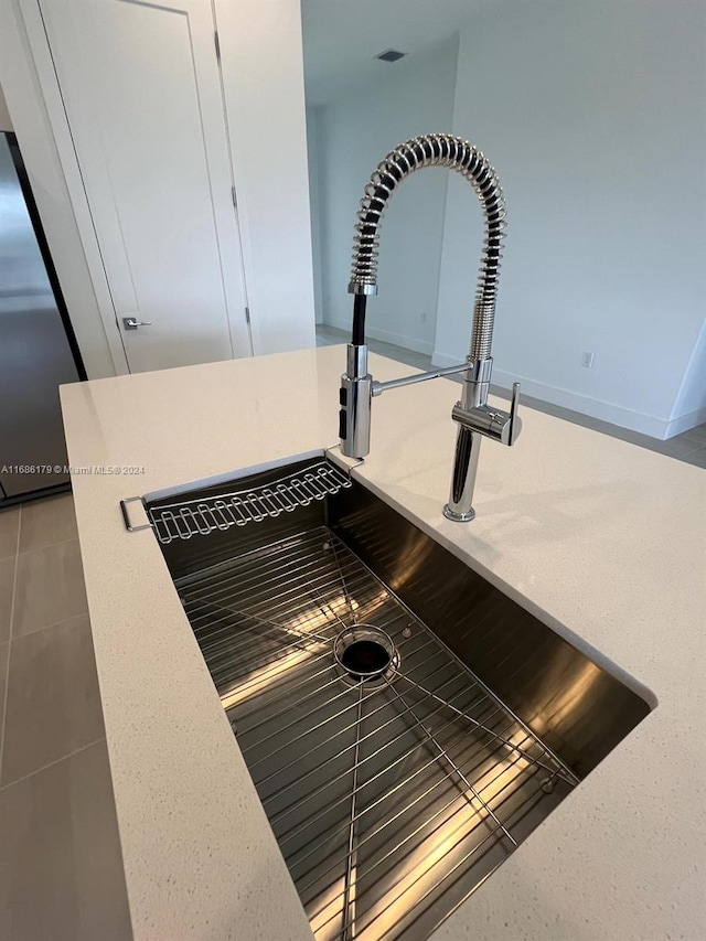 room details featuring sink