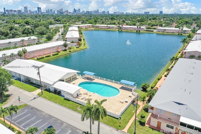 bird's eye view featuring a water view