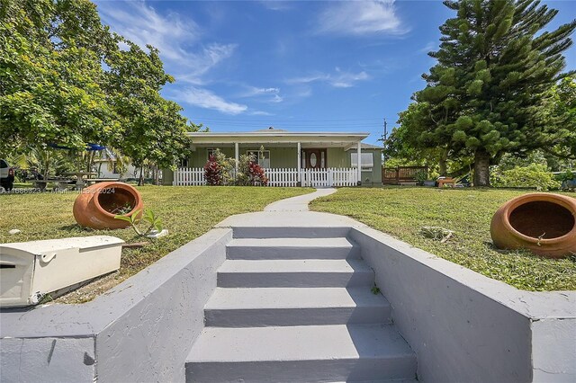 830 S Ridge St, Lake Worth, FL 33460 - view of front of house with covered porch