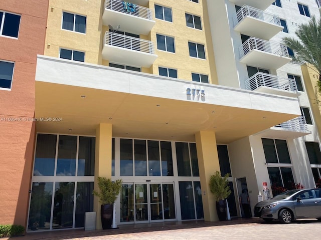 2775 NE 187th St Unit 414, Aventura FL, 33180, 3 bedrooms, 2 baths condo for sale