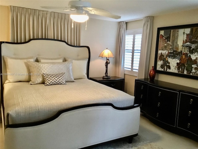 bedroom featuring ceiling fan