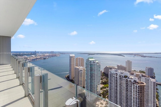 view of water feature with a city view