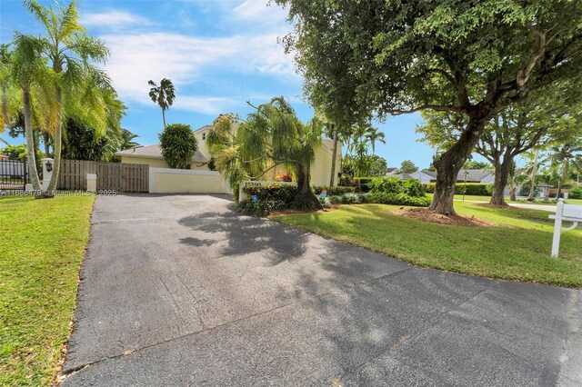 view of front of home with a front yard