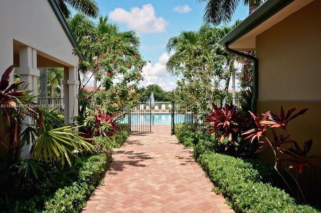 833 Millbrae Ct Unit 5, West Palm Beach, FL 33401 - view of swimming pool
