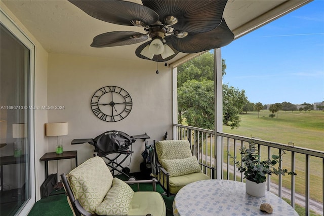 balcony with ceiling fan