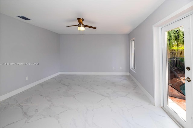 empty room with ceiling fan