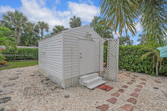 view of outbuilding